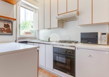 One-room apartment Via Monreale, Milano (neighborhood San Siro) - photo 8