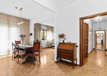 Four-room apartment Via orlando, Milano (neighborhood Gratosoglio) - photo 2