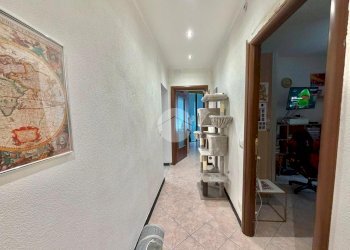 Four-room apartment Via Santuario, Savona (neighborhood Santuario) - photo 13