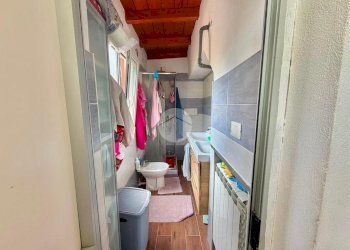 Four-room apartment Via Santuario, Savona (neighborhood Santuario) - photo 16