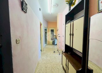 Three-room apartment Via pianezza, Torino (neighborhood Lucento) - photo 2