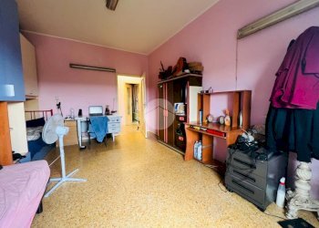 Three-room apartment Via pianezza, Torino (neighborhood Lucento) - photo 16