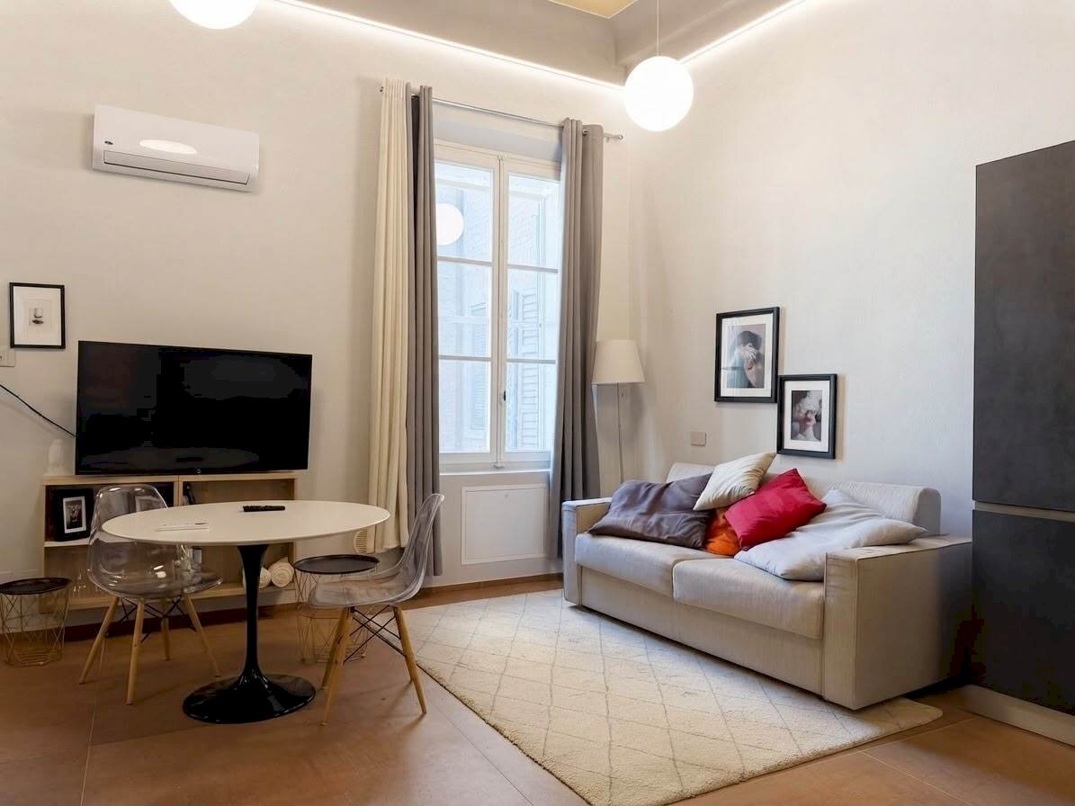 Appartamento Modena (zona Centro Storico) - foto 1