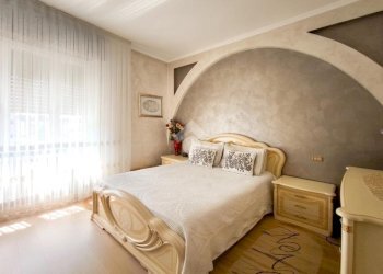 Three-room apartment Via C. Sormani, Cusano Milanino - photo 1