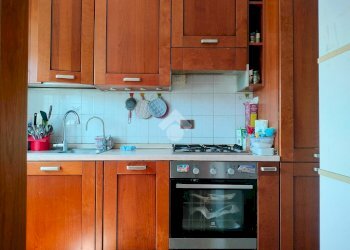 Three-room apartment Via Fratelli Rosselli, Cesano Boscone - photo 8