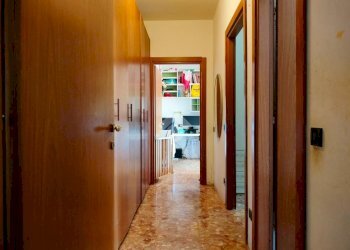 Three-room apartment Via Fratelli Rosselli, Cesano Boscone - photo 13