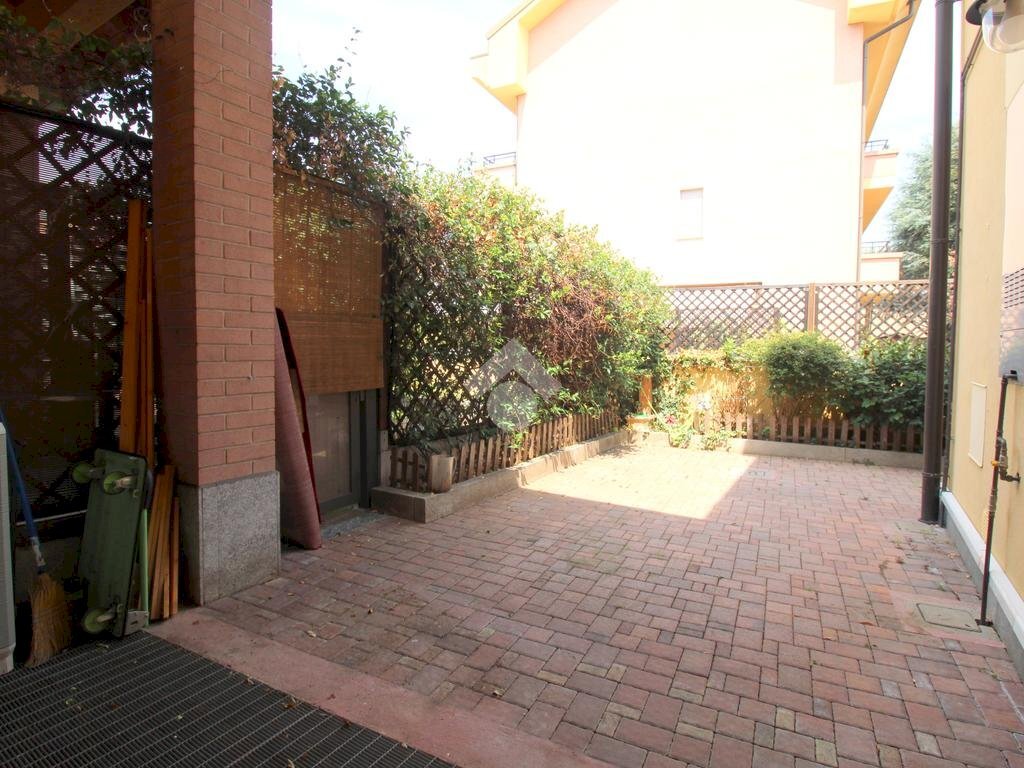 Three-room apartment Via don luigi bettinetti, Rho - photo 2