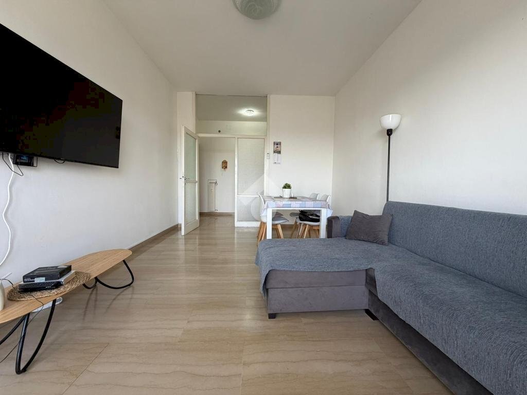 Four-room apartment piazza della Repubblica, Sant'Ilario d'Enza - photo 1