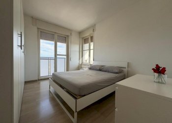 Four-room apartment piazza della Repubblica, Sant'Ilario d'Enza - photo 9