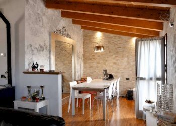 Two-room apartment Bernareggio - photo 1