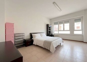 Three-room apartment Villasanta - photo 10