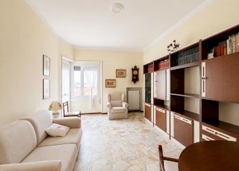 Three-room apartment Alessandria - photo 1