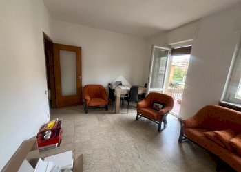 Four-room apartment Via Torino, Ivrea - photo 2