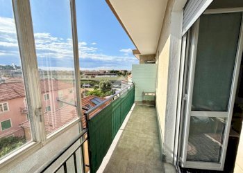 Three-room apartment Via S. Pietro, Albisola Superiore - photo 21