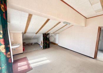 Three-room apartment Via S. Pietro, Albisola Superiore - photo 24