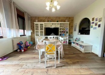 Semi-detached house Via grazia deledda, Santhià - photo 7