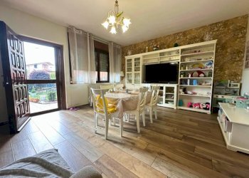 Semi-detached house Via grazia deledda, Santhià - photo 8