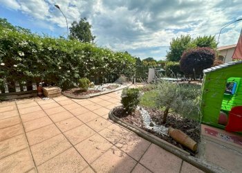 Semi-detached house Via grazia deledda, Santhià - photo 43