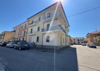 Two-room apartment Via Rossini, Pinerolo - photo 1