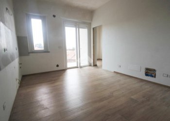 Four-room apartment Via torino, Trofarello - photo 2