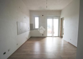 Four-room apartment Via torino, Trofarello - photo 4