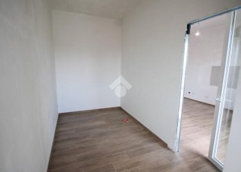 Four-room apartment Via torino, Trofarello - photo 12
