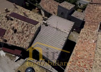 Foto 4 - Independent house Via De Contra
 
25, Santo Stefano di Sessanio - photo 4