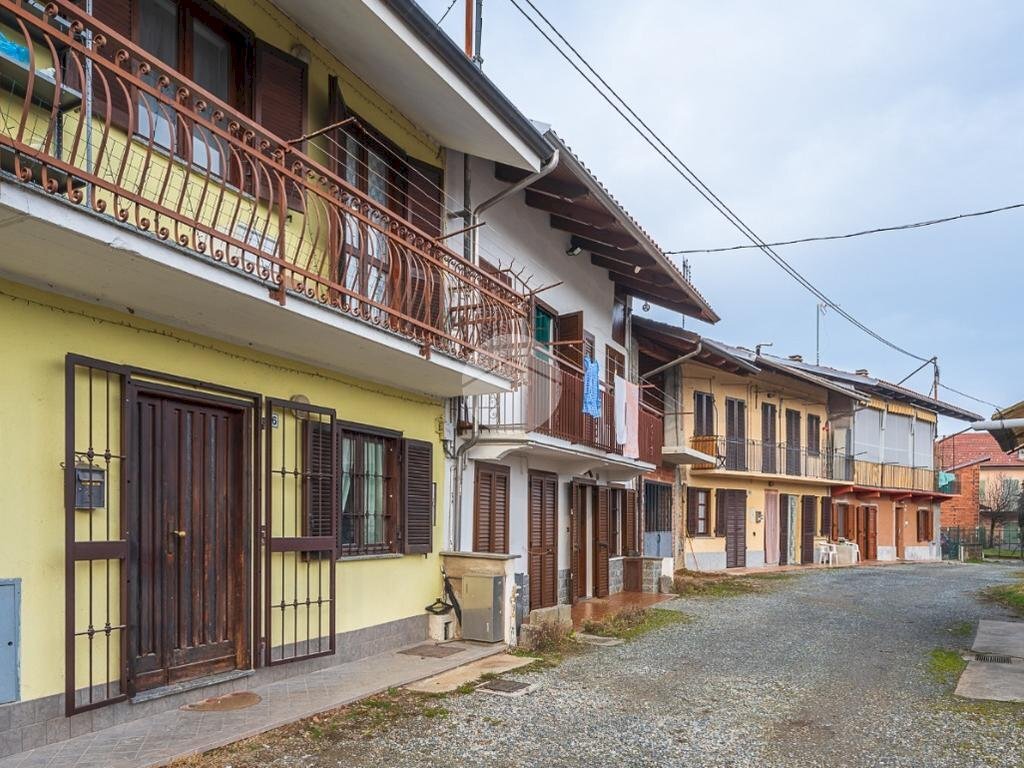 Semi-detached house Via Torino, Fiano - photo 3