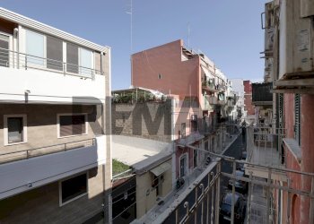 Edificio all\'aperto - Bilocale Via Francesco Rismondi
 
9, Bari - foto 4