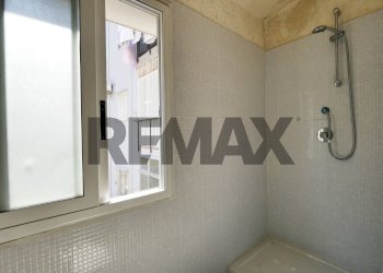 Bagno - Bilocale Via Francesco Rismondi
 
9, Bari - foto 12