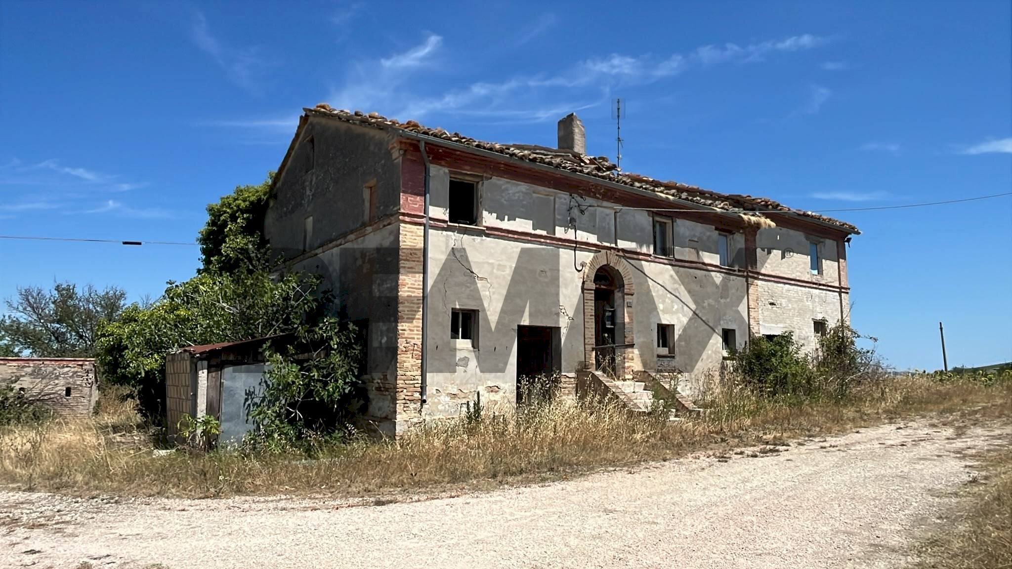 Casa all\'aperto - Casa indipendente contrada divina pastora
 
18, Tolentino - foto 1