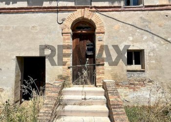 Casa all\'aperto - Casa indipendente contrada divina pastora
 
18, Tolentino - foto 2
