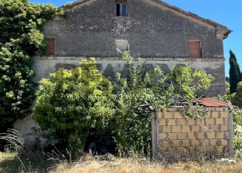 Casa all\'aperto - Casa indipendente contrada divina pastora
 
18, Tolentino - foto 8