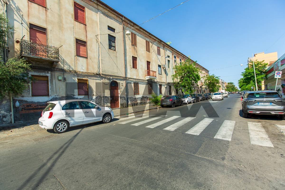 Edificio all\'aperto - Trilocale VIA DELLA CONCORDIA
 
124, Catania - foto 1