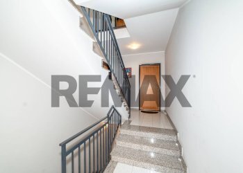 Scale - Apartment Via Ignazio Urso
 
10 /A, Aci Catena - photo 10