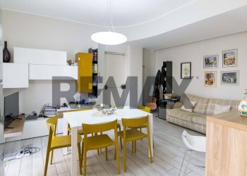 Sala da pranzo - Appartamento Viale Mario Rapisardi
 
192, Catania - foto 6
