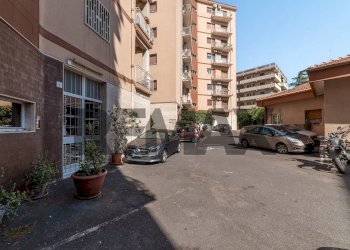 Edificio all\'aperto - Appartamento Via Rosso Di San Secondo
 
14, Catania - foto 6