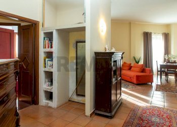 Sala da pranzo - Appartamento Via Finocchiaro
 
34, Santa Venerina - foto 2