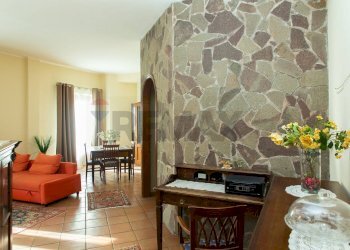 Sala da pranzo - Appartamento Via Finocchiaro
 
34, Santa Venerina - foto 6
