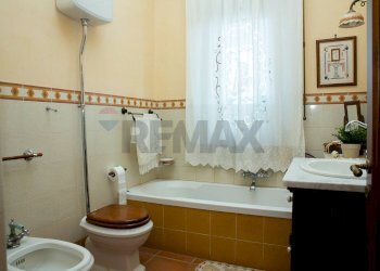 Bagno - Appartamento Via Finocchiaro
 
34, Santa Venerina - foto 40