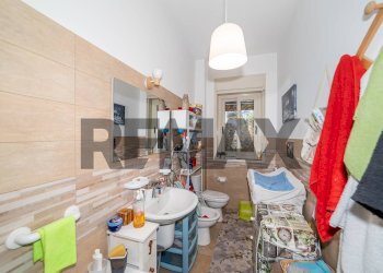 Bagno - Appartamento Via Badia
 
3/F, Catania - foto 11