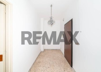 Hall / corridoio - Appartamento Via Zia Lisa
 
123, Catania - foto 26