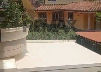 Edificio all\'aperto - Two-room apartment Via Di Vermicino
92, Roma - photo 2