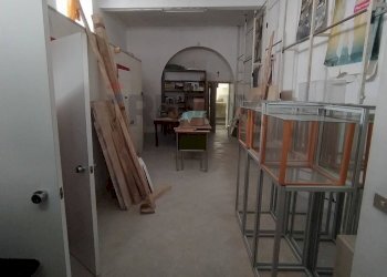 Hall / corridoio - Shop Via Roma
29, Montevarchi - photo 7