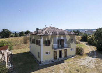 Casa all\'aperto - Rustico Contrada Mattonata
 
29, Recanati - foto 1
