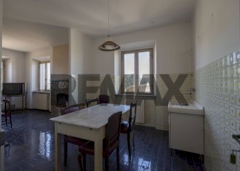 Sala da pranzo - Rustico Contrada Mattonata
 
29, Recanati - foto 10