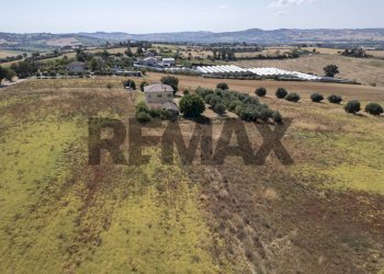 Vista delle montagne - Rustico Contrada Mattonata
 
29, Recanati - foto 30