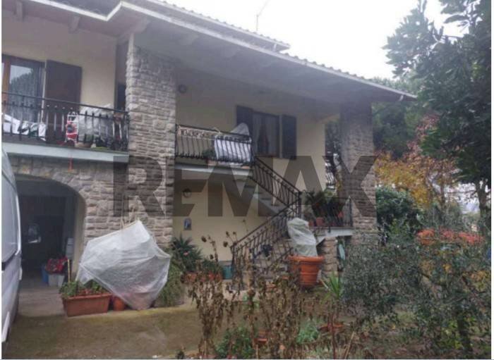 Casa all\'aperto - Casa semi indipendente Via Cortona
 
3/B, Castiglione del Lago - foto 3
