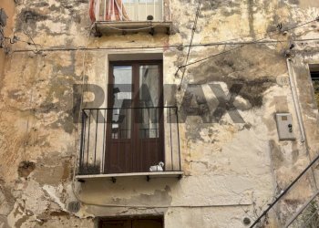 Edificio all\'aperto - Quadrilocale Vicolo Baccarella
 
48, Sciacca - foto 1