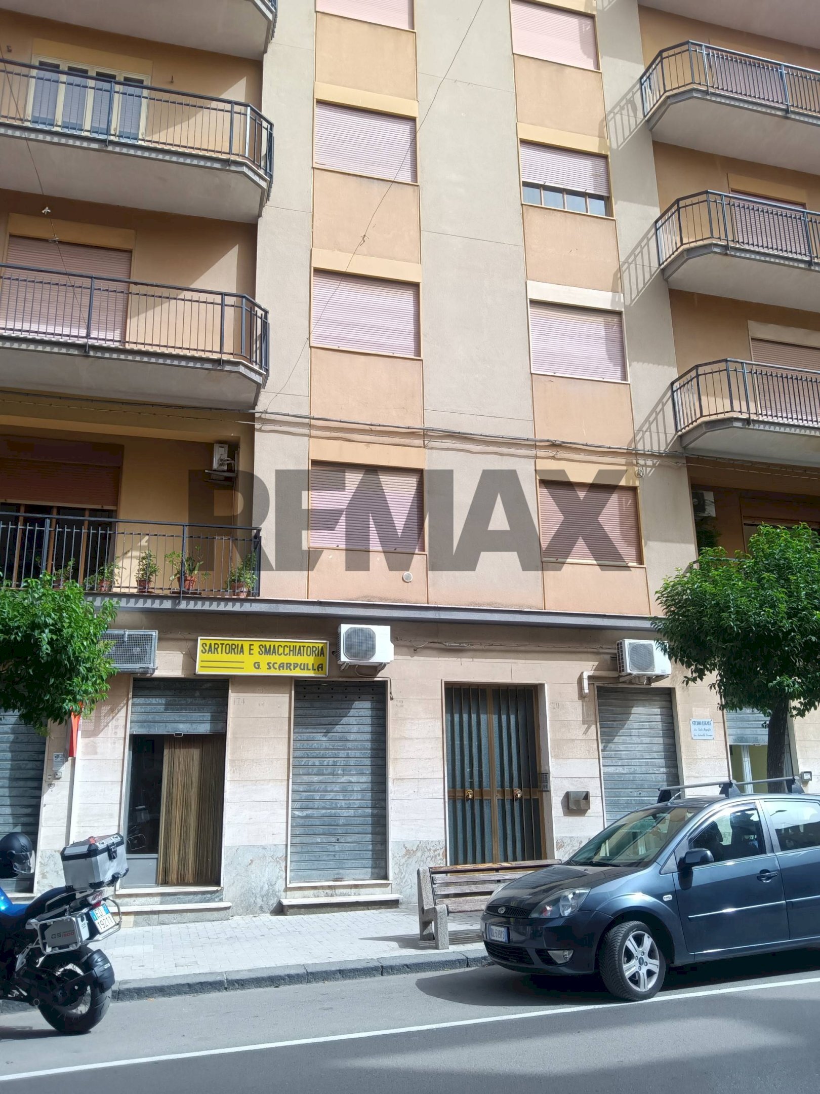 Edificio all\'aperto - Three-room apartment Corso Giuseppe Garibaldi
 
170, Villarosa - photo 1